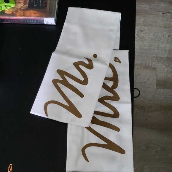 Faceplant Mr. & Mrs. Pillowcases - Picture 2 of 7